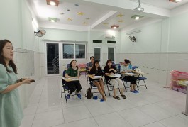 Một căn duy nhất làm trung tâm dạy học - Nhà mặt tiền Nguyễn Thị Đặng - dưới 20,5 tỷ